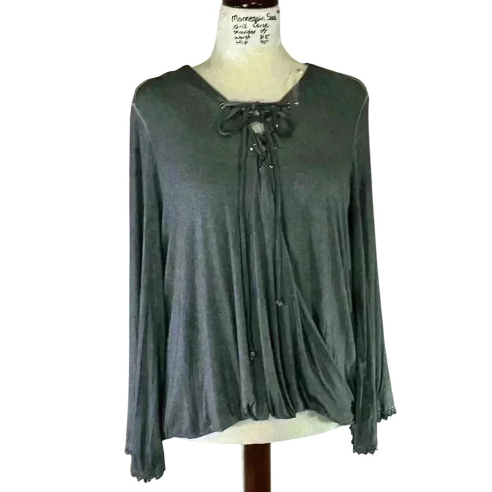 Lace-Up Long Sleeve Top‎ Gray Tunic Crisscross Crochet Trim Flowy Blouse